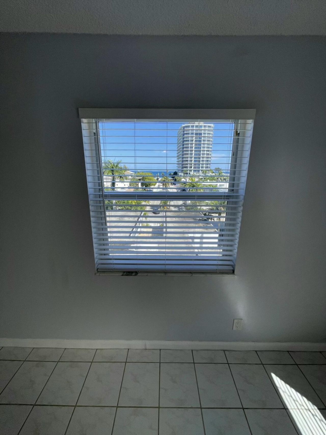 720 Orton Avenue, Unit 607, Fort Lauderdale, FL 33304 Photo