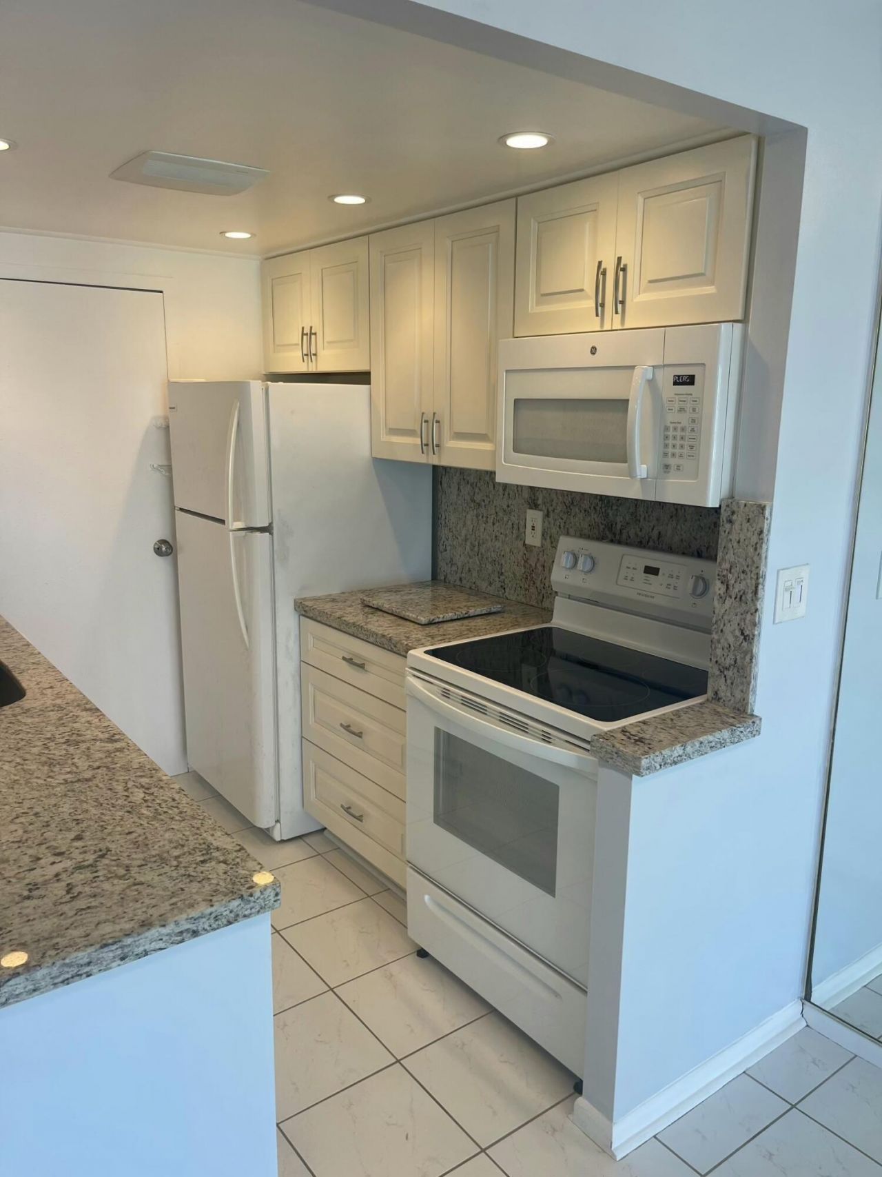 720 Orton Avenue, Unit 607, Fort Lauderdale, FL 33304 Photo