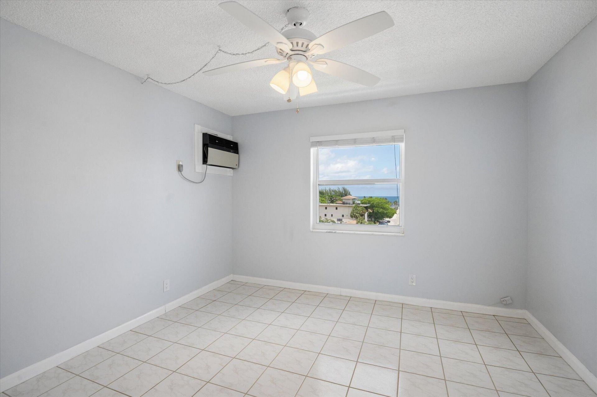 720 Orton Avenue, Unit 607, Fort Lauderdale, FL 33304 Photo