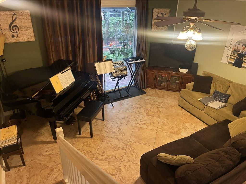 1552 Barcelona Way, Unit 6-19, Weston, FL 33327 Photo