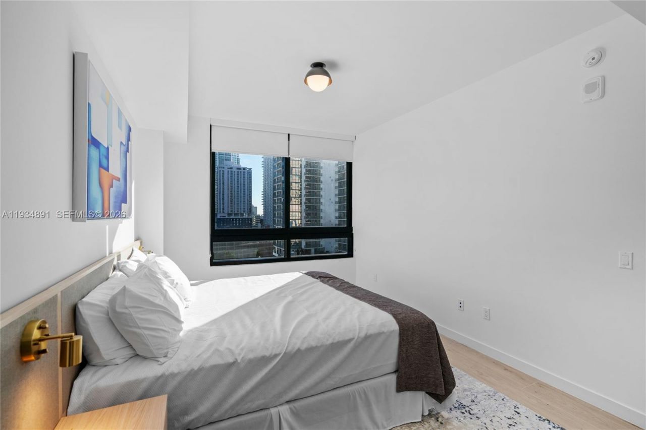 225 N Miami Ave, Unit 1405, Miami, FL 33132 Photo