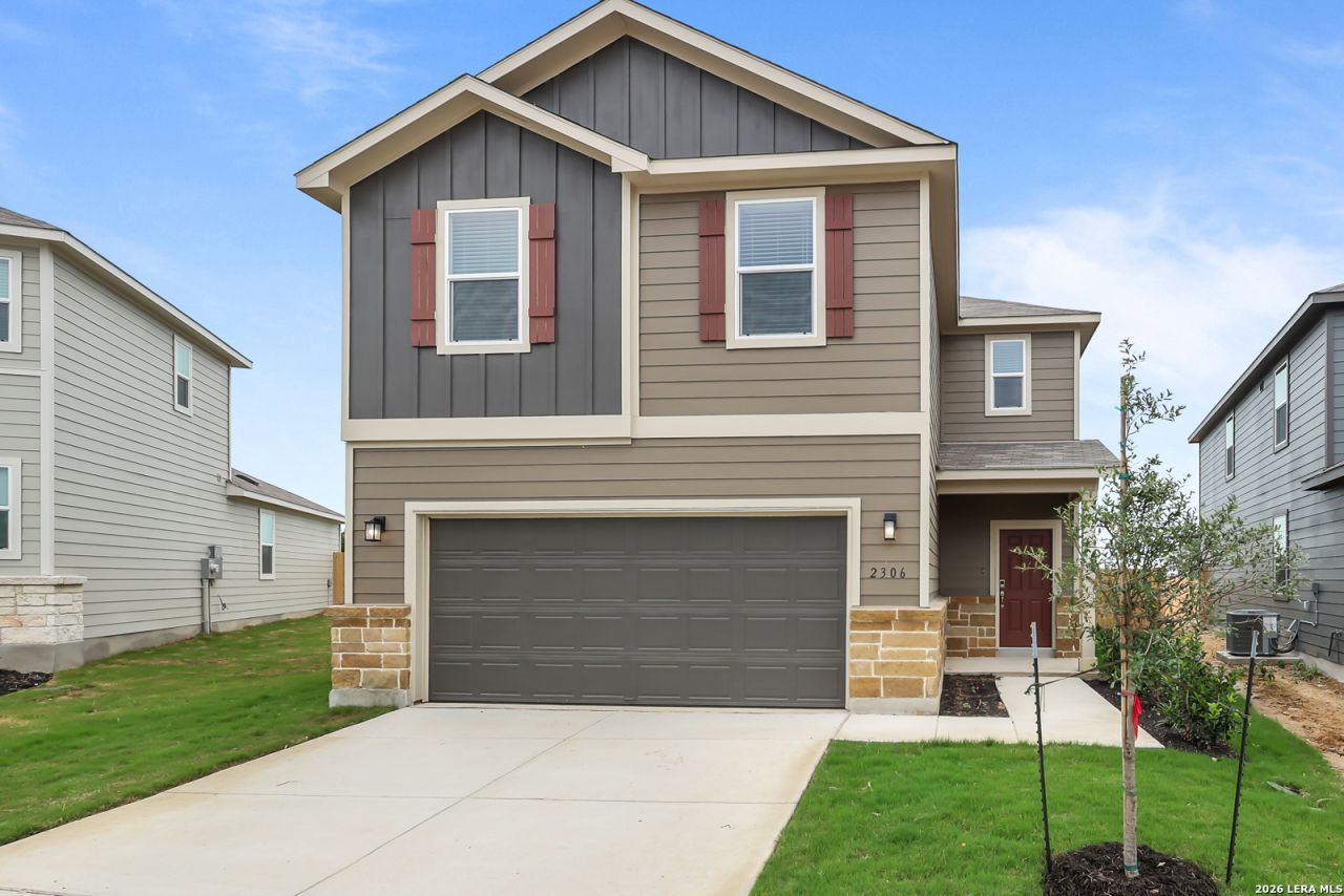 2306 Crisp Gln, San Antonio, TX 78224 Main Photo