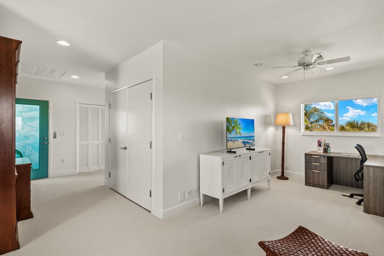 2400 Los Colony Rd, Sanibel, FL 33957 Photo