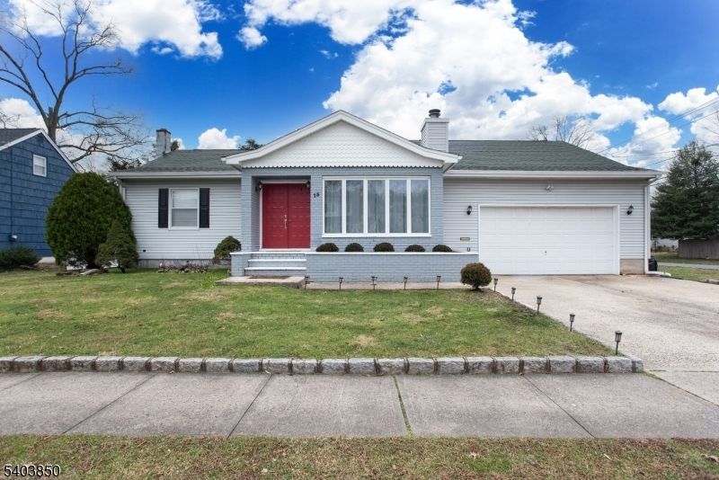 13 Park Ave, Green Brook, NJ 08812 Main Photo