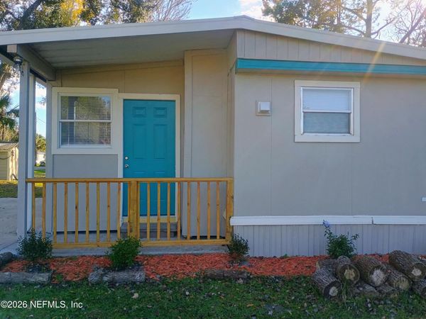 215 PINE TREE Trail, Crescent City, FL 32112