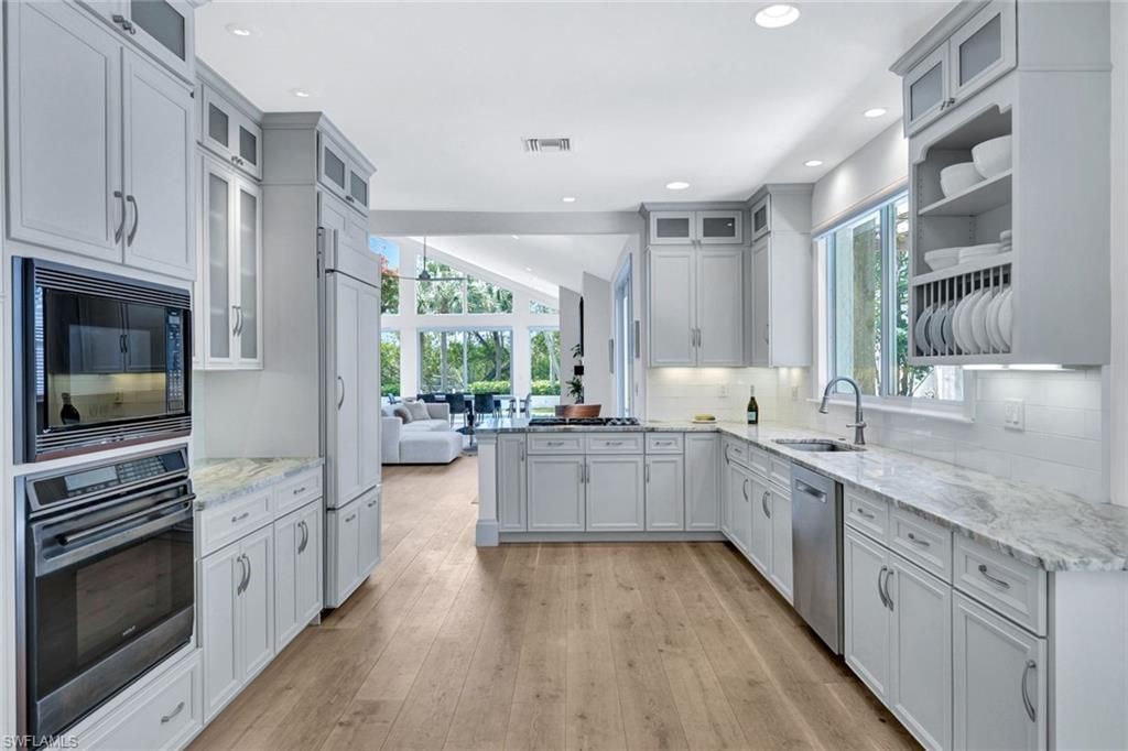 27571 Riverbank Dr , Bonita Springs, FL 34134 Photo