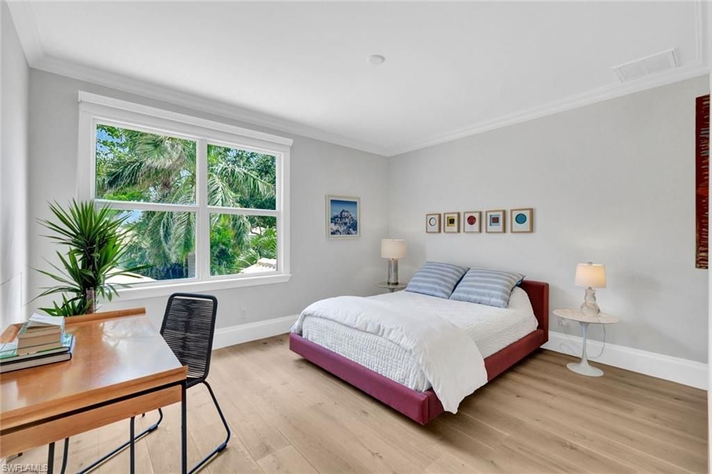 27571 Riverbank Dr , Bonita Springs, FL 34134 Photo