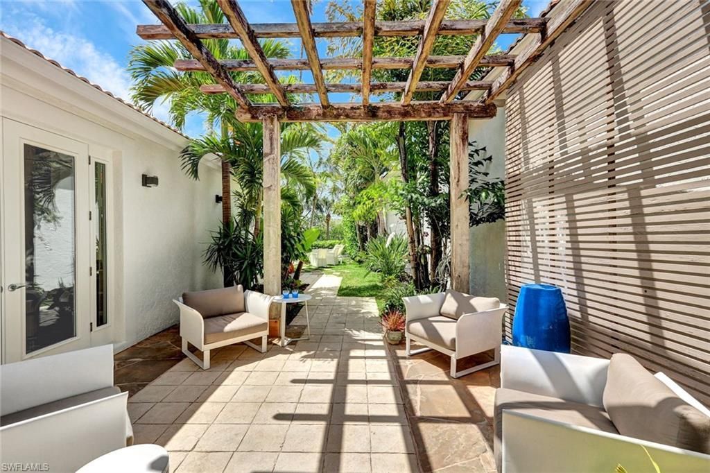 27571 Riverbank Dr , Bonita Springs, FL 34134 Photo