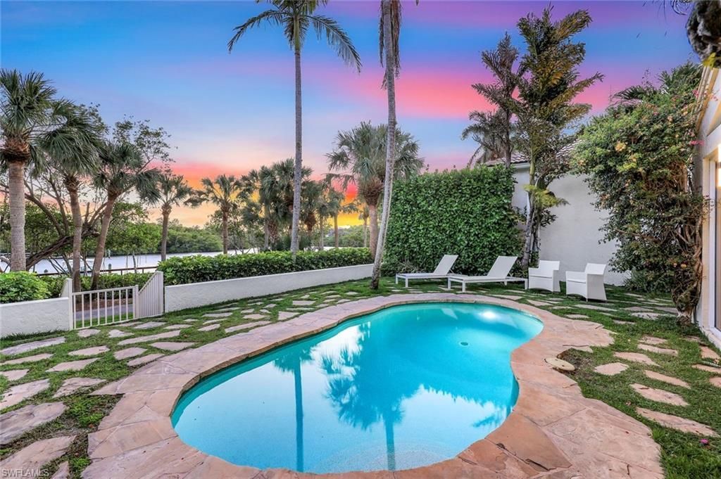 27571 Riverbank Dr , Bonita Springs, FL 34134 Photo