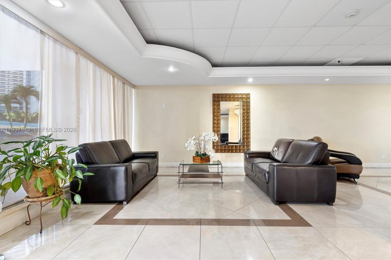 1849 S Ocean Dr, Unit 1412, Hallandale Beach, FL 33009 Photo