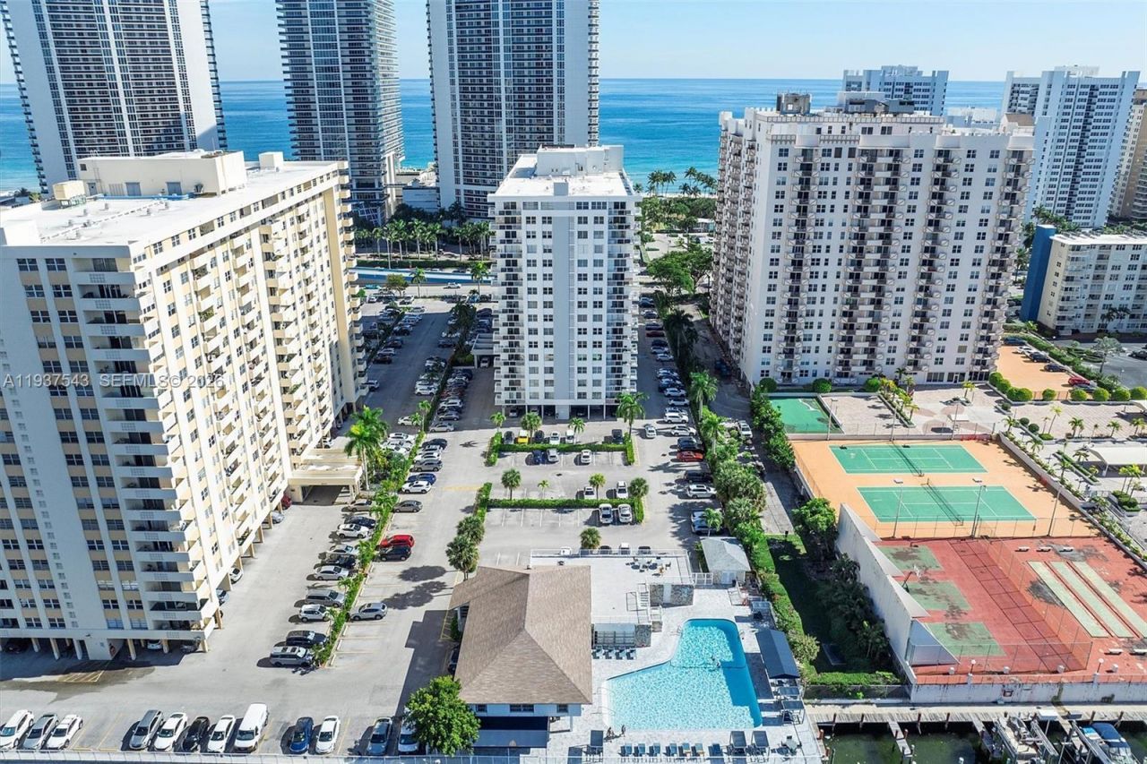 1849 S Ocean Dr, Unit 1412, Hallandale Beach, FL 33009 Photo