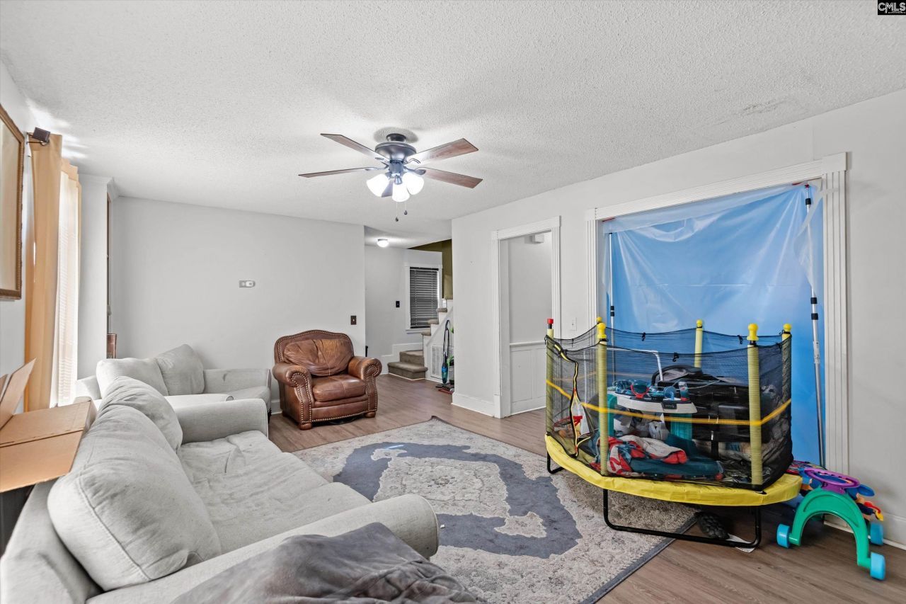 114 Savanna Woods Circle Photo 6