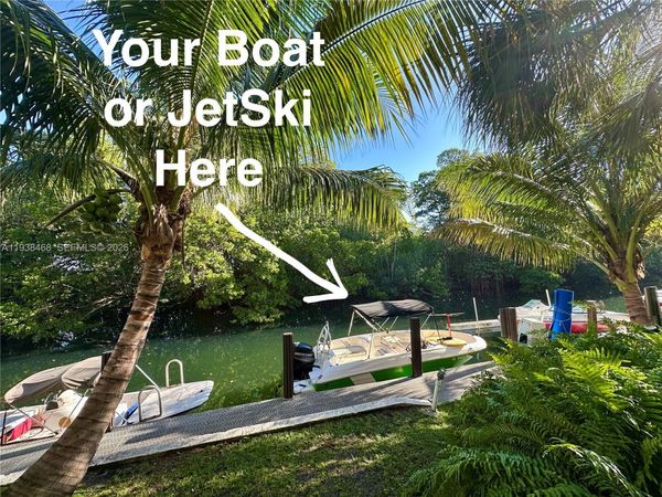 1860 Venice Park Dr, Unit 105, North Miami, FL 33181