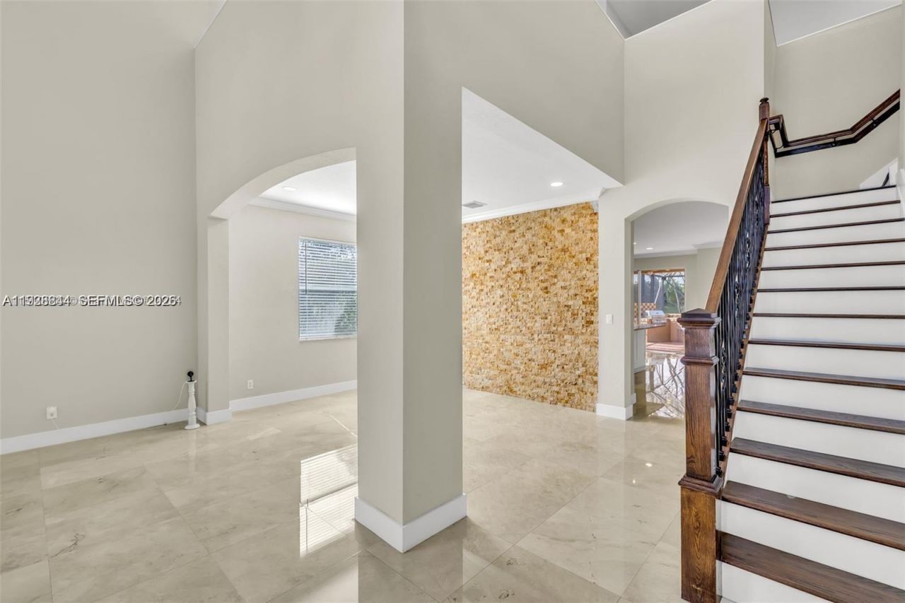 4499 W Whitewater Ave, Weston, FL 33332 Photo