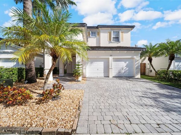 3641 NE 4th St, Homestead, FL 33033