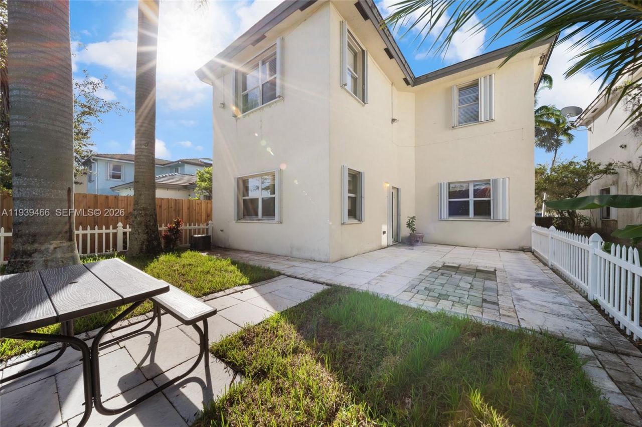 3641 NE 4th St, Homestead, FL 33033 Photo