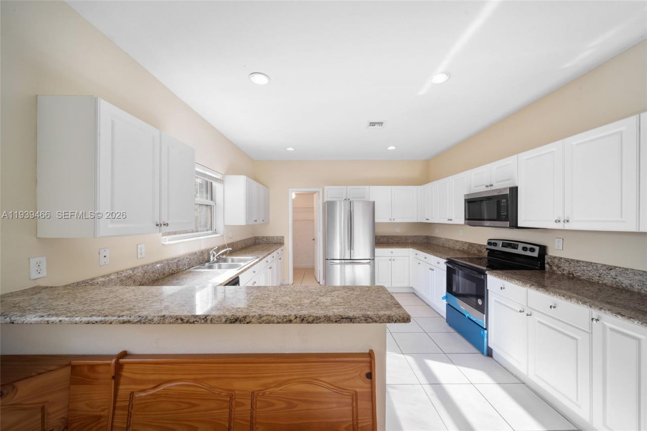 3641 NE 4th St, Homestead, FL 33033 Photo