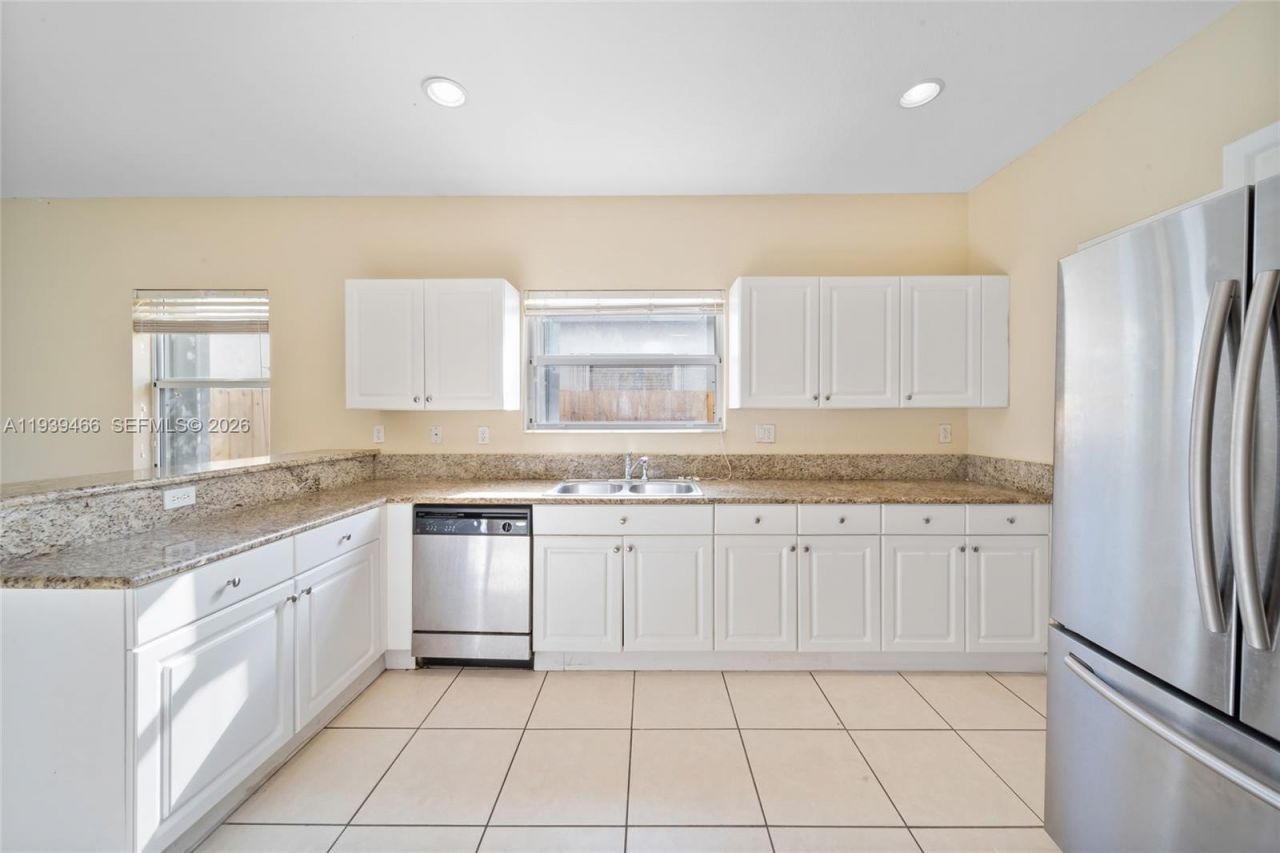 3641 NE 4th St, Homestead, FL 33033 Photo