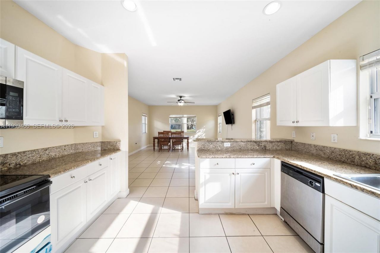 3641 NE 4th St, Homestead, FL 33033 Photo
