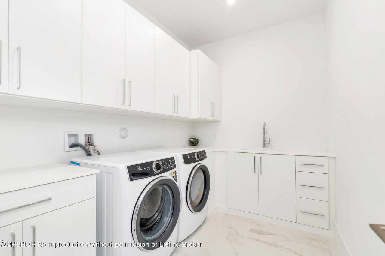 1180 Bimini Lane, Riviera Beach, FL 33404 Photo