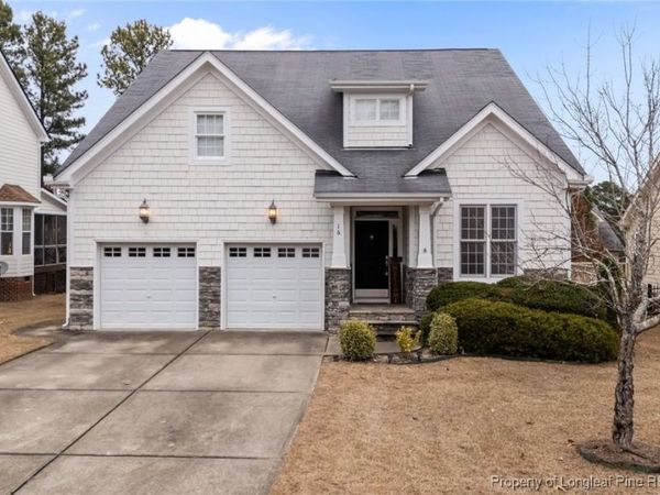 16 Cottswold Lane, Spring Lake, NC 28390