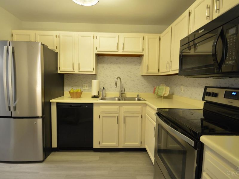3004 Glenmore Avenue, Unit 104, Cincinnati, OH 45238 Photo 7