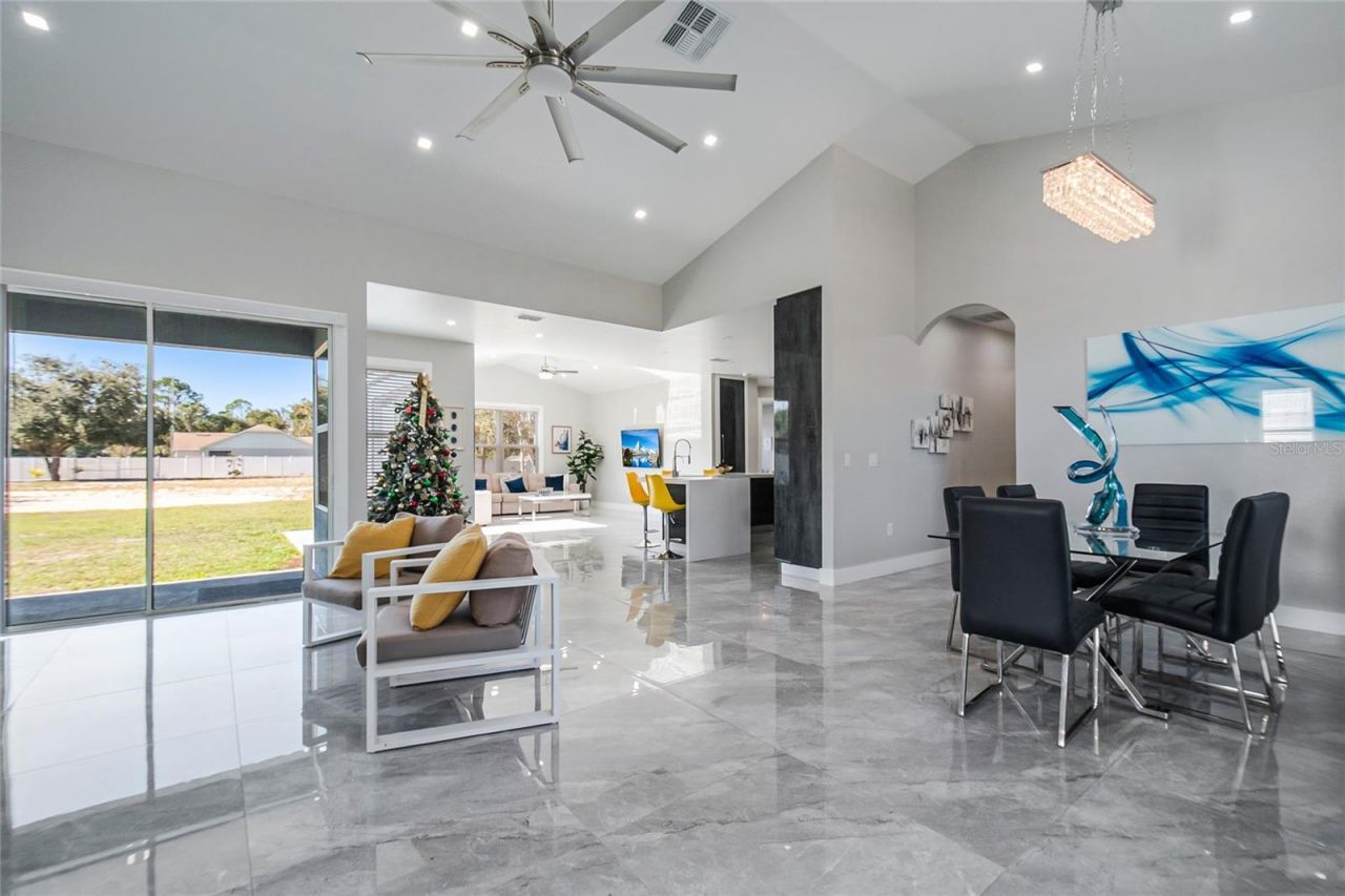 2502 Lake Front Drive, Lake Wales, FL 33898 Photo