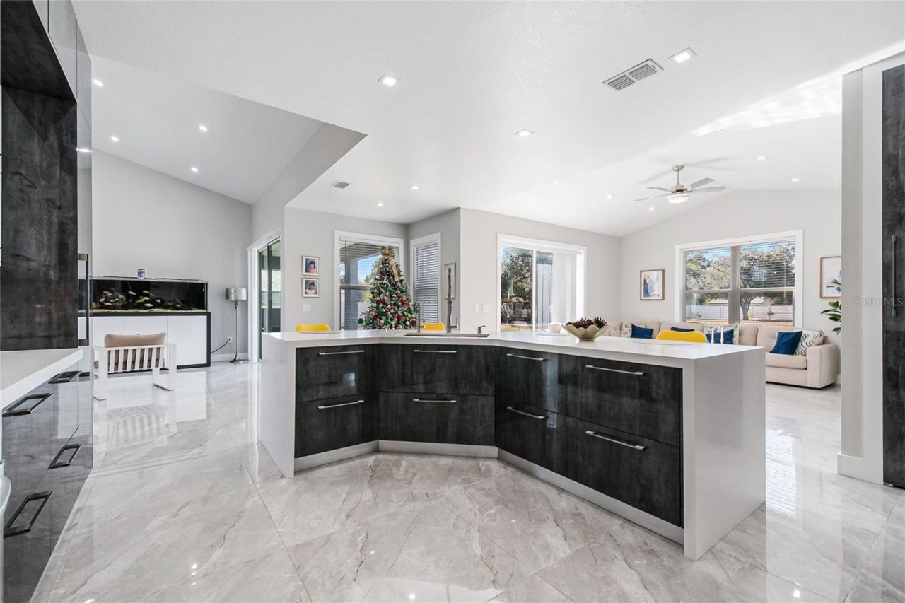 2502 Lake Front Drive, Lake Wales, FL 33898 Photo