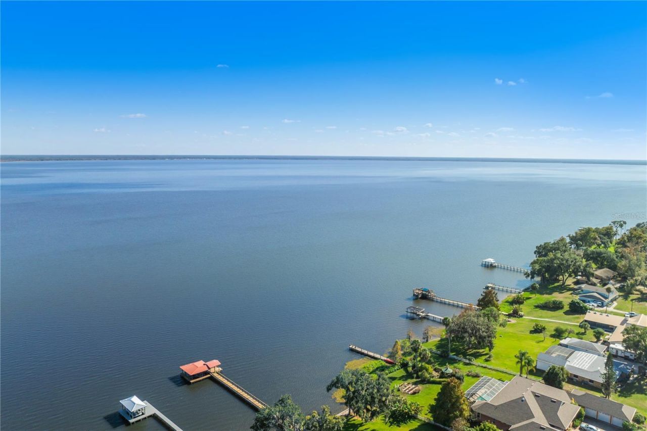 2502 Lake Front Drive, Lake Wales, FL 33898 Photo