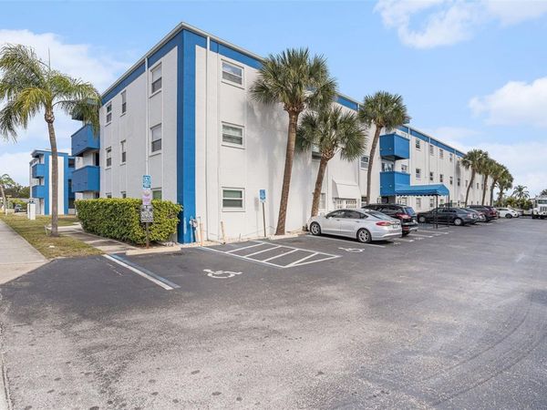 350 79TH AVENUE N, Unit 132, ST PETERSBURG, FL 33702
