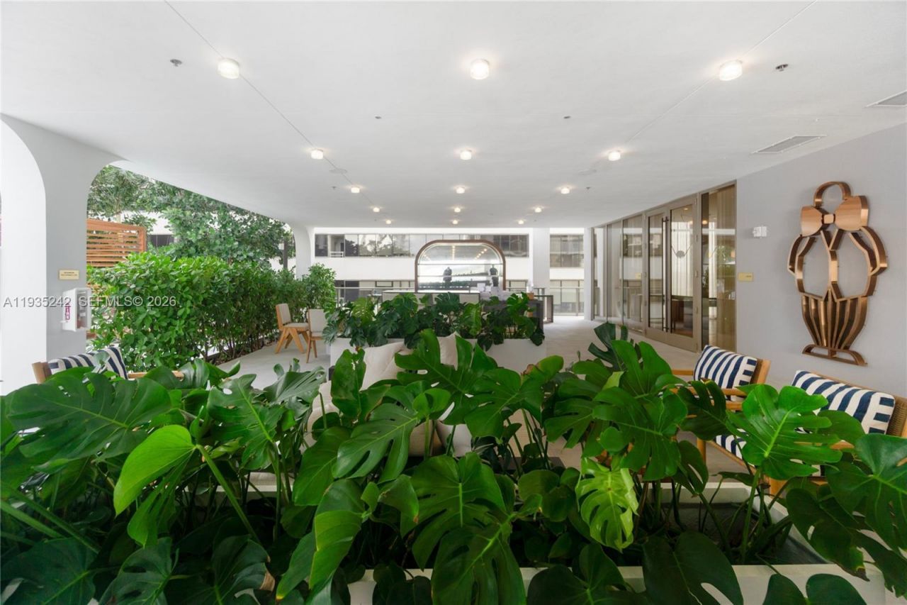 2678 Tigertail Ave, Unit 715, Miami, FL 33133 Photo