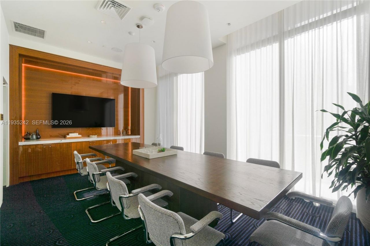 2678 Tigertail Ave, Unit 715, Miami, FL 33133 Photo