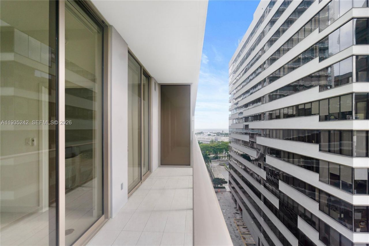 2678 Tigertail Ave, Unit 715, Miami, FL 33133 Photo