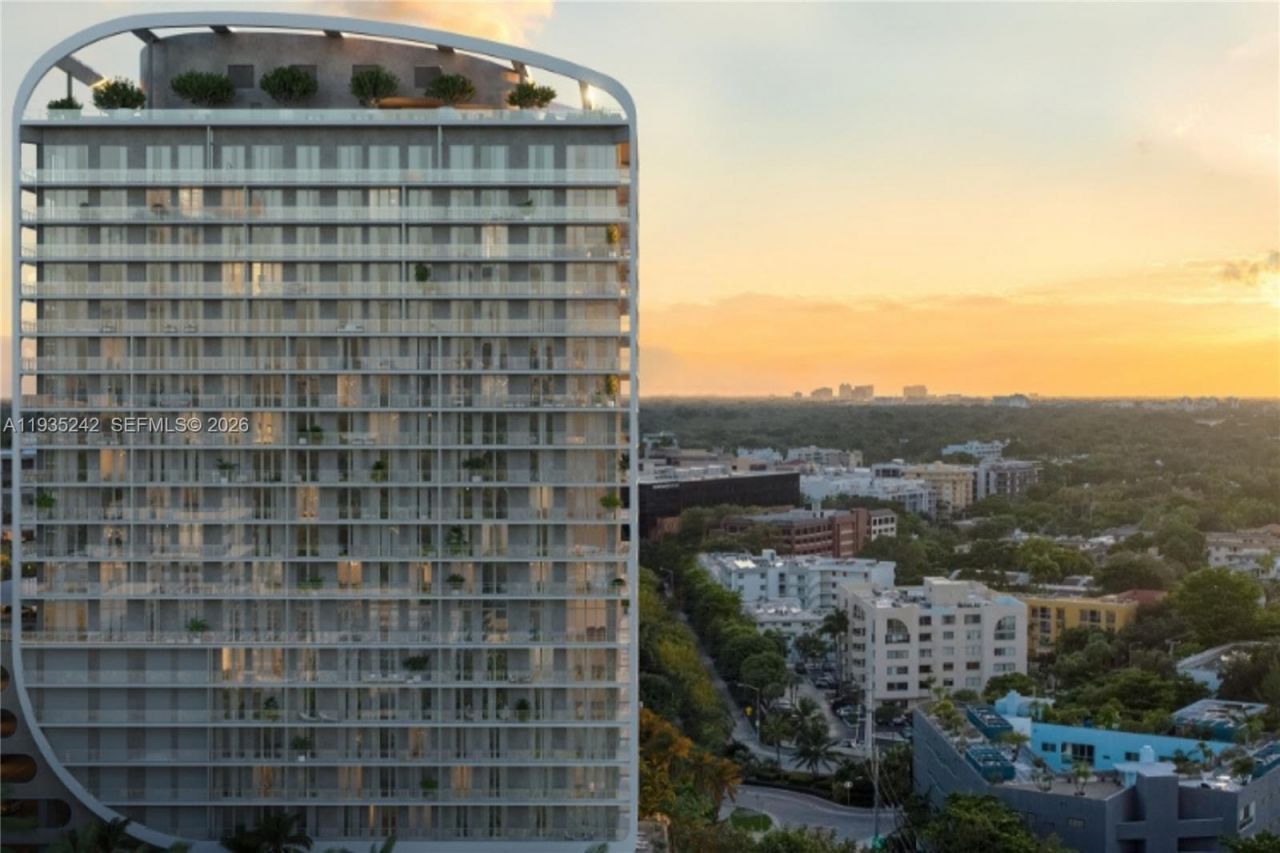 2678 Tigertail Ave, Unit 715, Miami, FL 33133 Photo