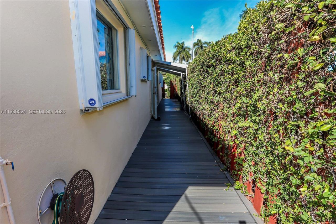1412 Hollywood Blvd, Hollywood, FL 33020 Photo