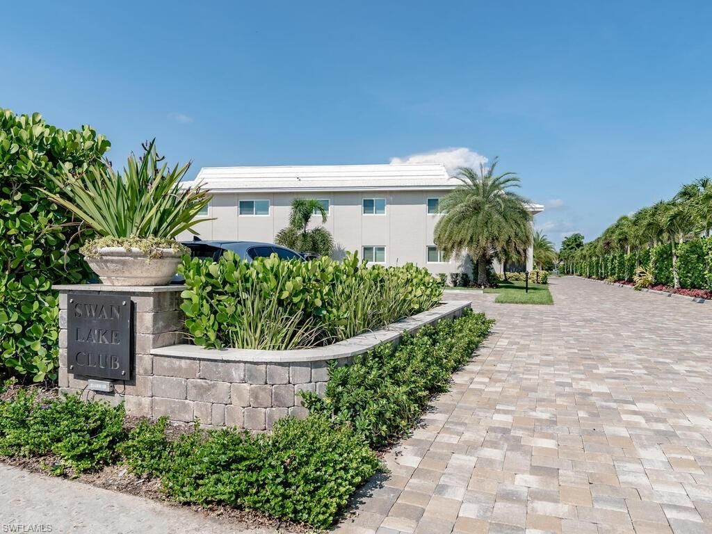 4180 Crayton Rd , Unit E7, Naples, FL 34103 Photo