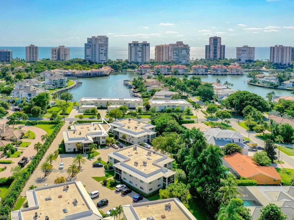 4180 Crayton Rd , Unit E7, Naples, FL 34103 Photo