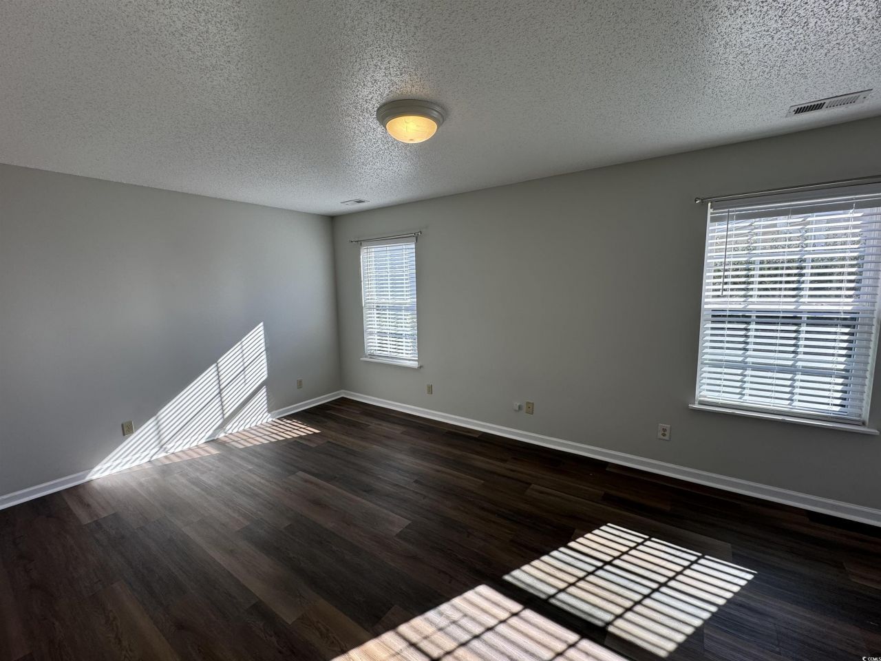 408 Chesterfield Ct. Photo 12