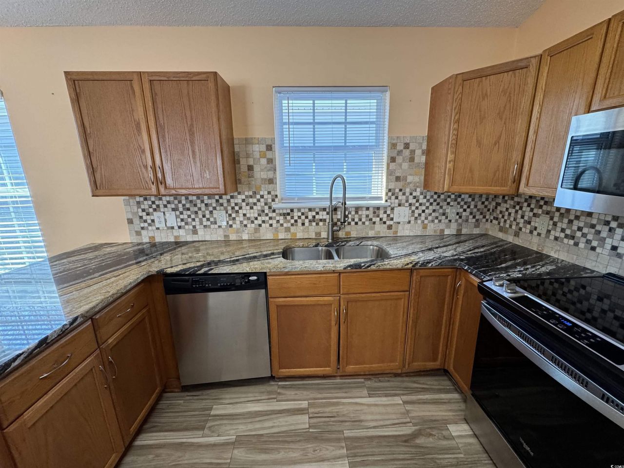 408 Chesterfield Ct. Photo 6