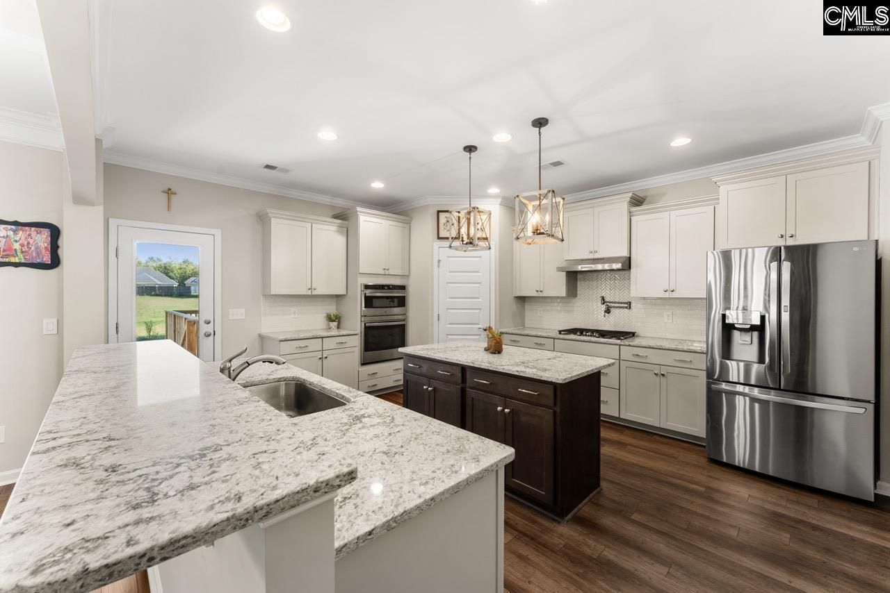 106 Pebble Stone Drive  Photo 8