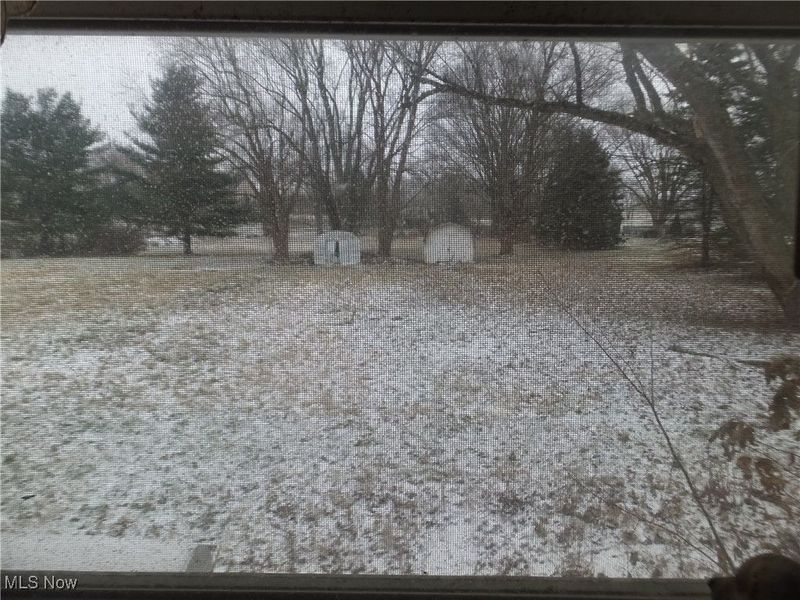 10580 Heltman Avenue NE, Alliance, OH 44601 Photo 2