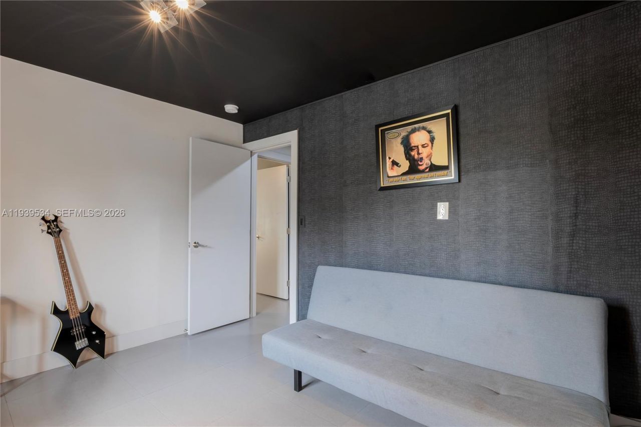 1174 Garfield St, Hollywood, FL 33019 Photo