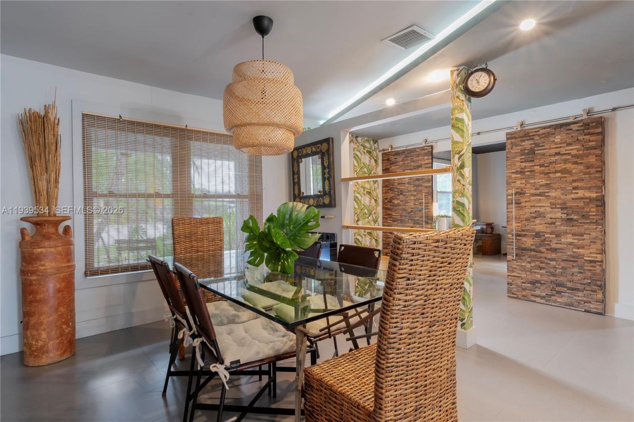 1174 Garfield St, Hollywood, FL 33019 Photo