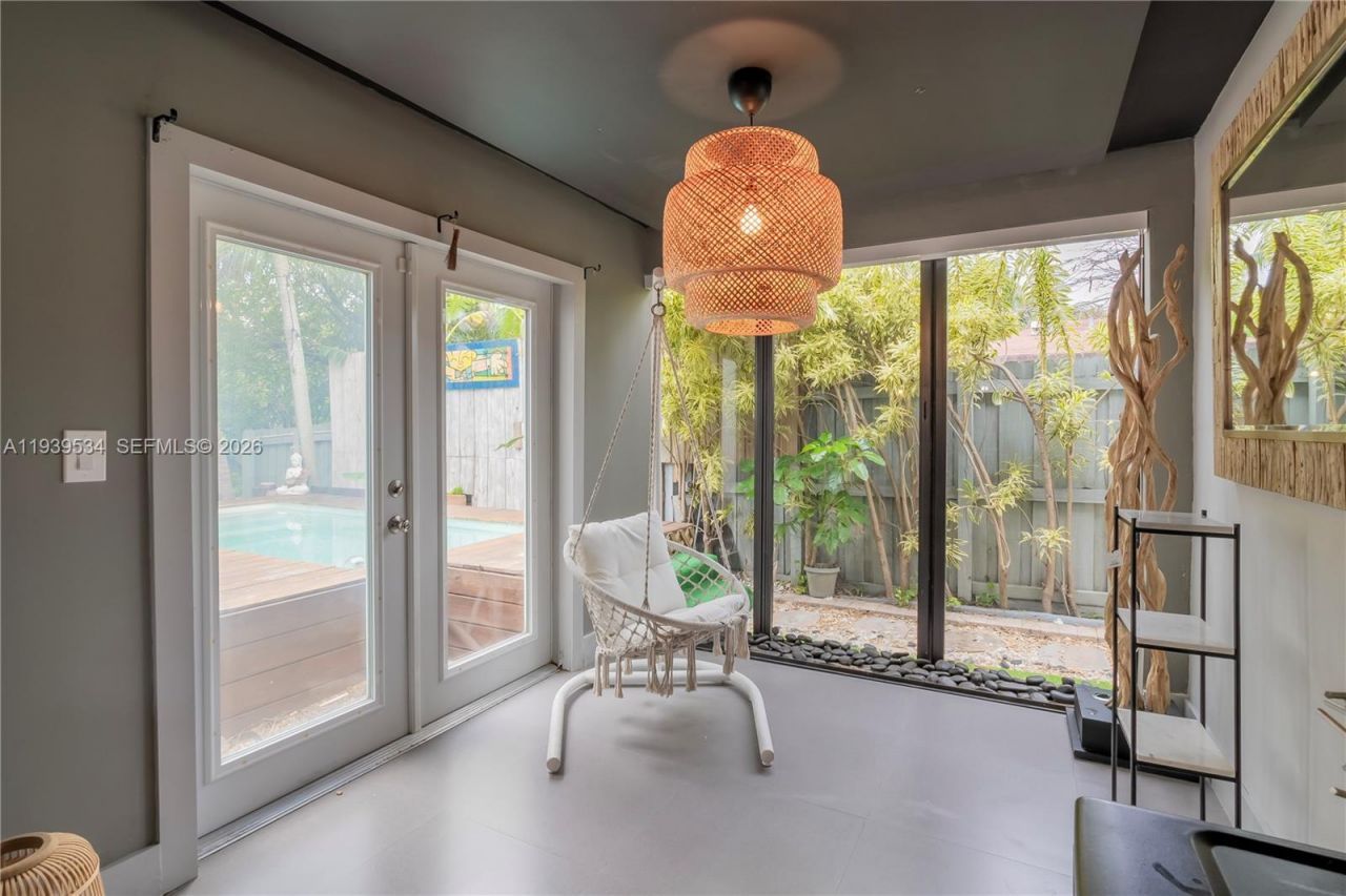 1174 Garfield St, Hollywood, FL 33019 Photo