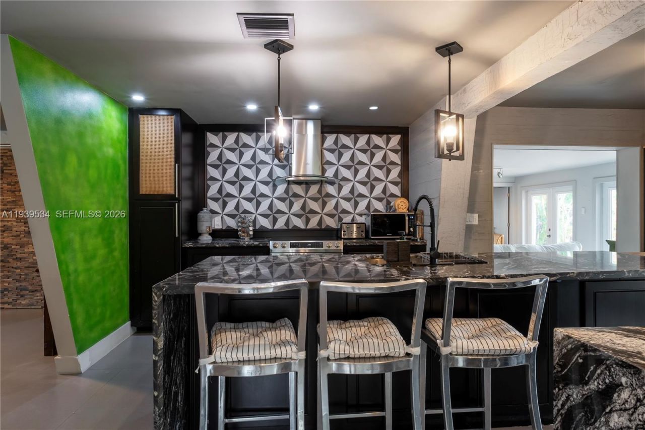 1174 Garfield St, Hollywood, FL 33019 Photo