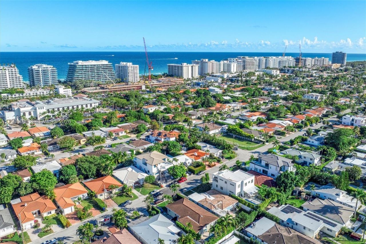 9424 - 9432 Carlyle Ave , Surfside, FL 33154 Photo