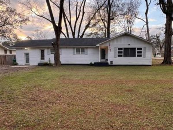19585 N 4th Street, Citronelle, AL 36522