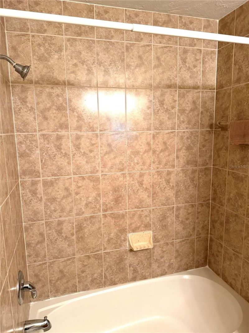 4717 Hollingsworth Avenue, Sarasota, FL 34233 Photo