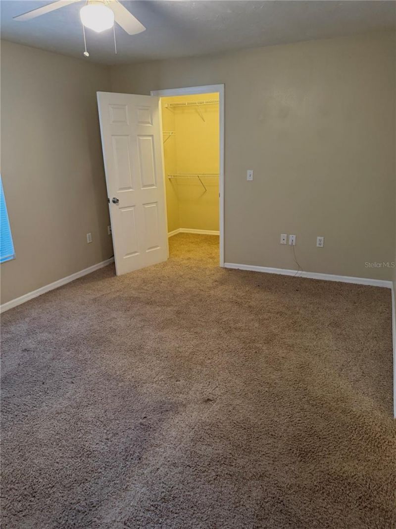 4717 Hollingsworth Avenue, Sarasota, FL 34233 Photo