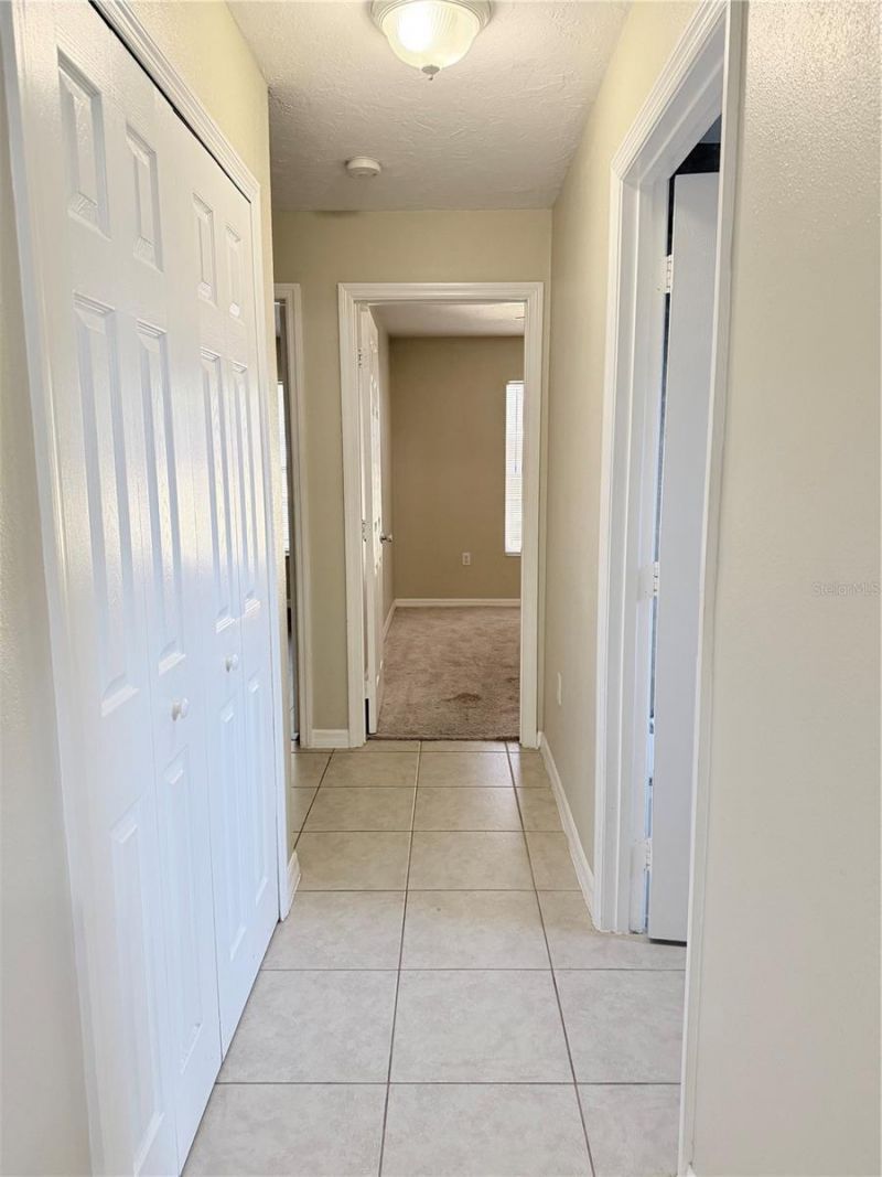 4717 Hollingsworth Avenue, Sarasota, FL 34233 Photo